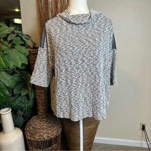 Chico's Black and White Sparkle Chevron Sweater Top